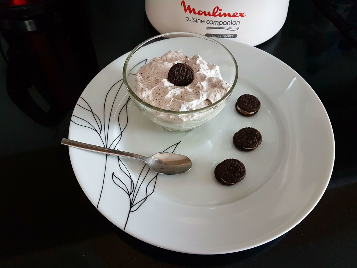 Mousse de Oreo fácil