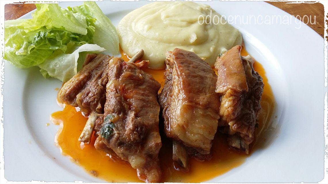 Borrego Estufado com Puré de Batata